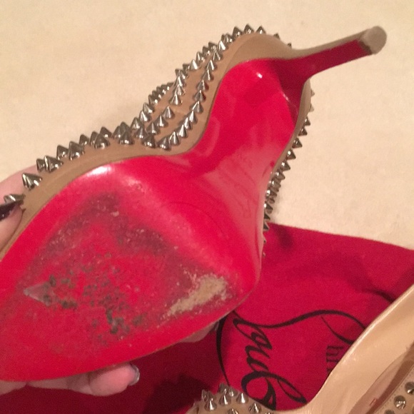 Christian Louboutin red bottom spike - Picture 3 of 6